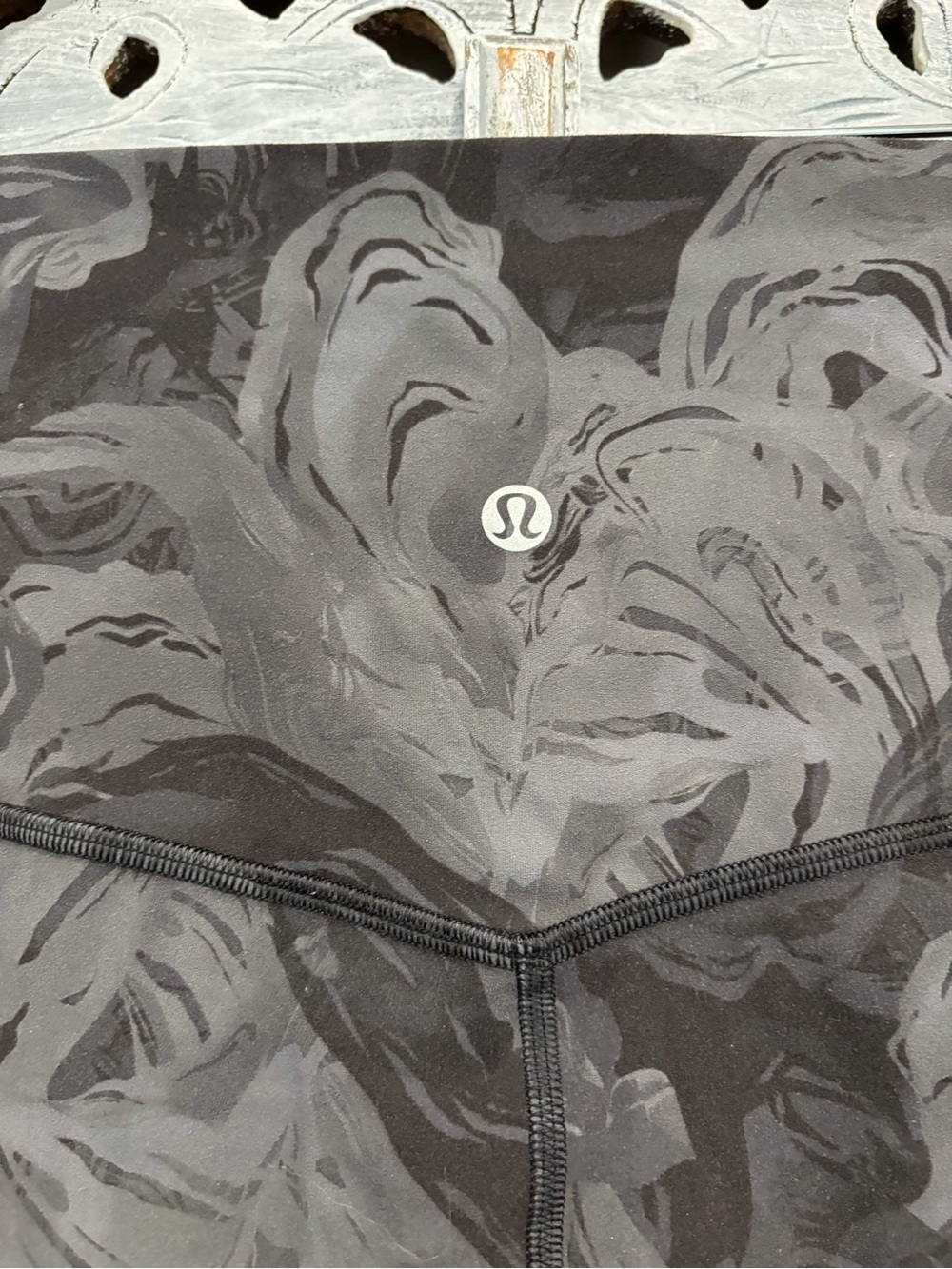 Lululemon Align High-Rise Short 6"
Stencil Dreams Black Multi Biker Shorts - Picture 7 of 9